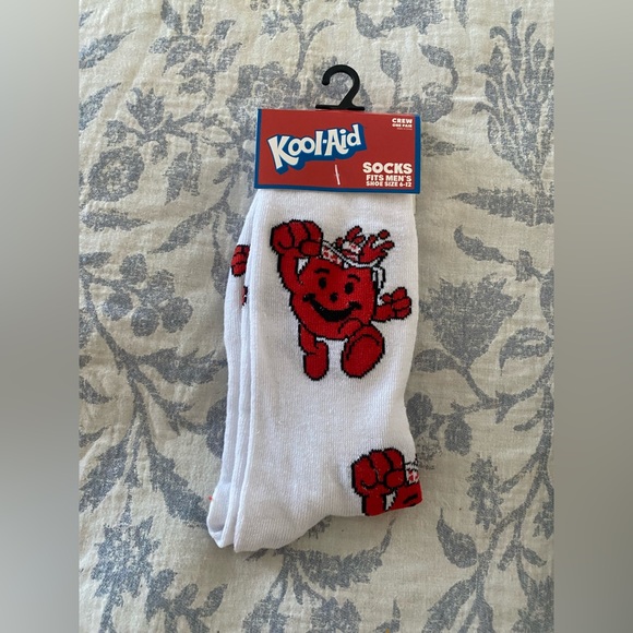 CHUCKY  SOCKS 4 FOR 20 - Picture 3 of 8